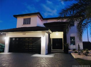 15584 SW 9th Ter, Miami, FL 33194