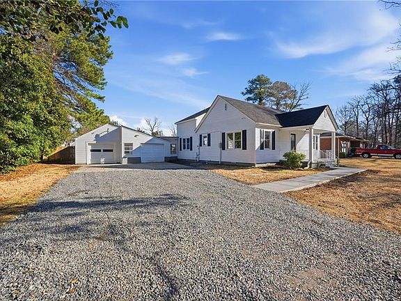 2nd image of 2220 Battery Park Rd