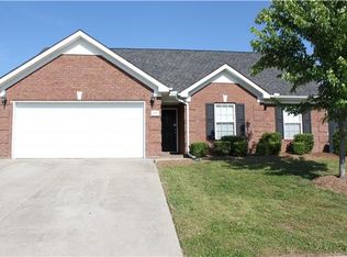 1010 Chapmans Xing, Spring Hill, TN 37174