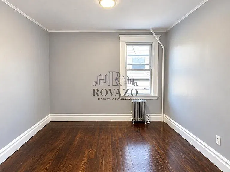 2 bed, 700 sqft, $1,850 — Photo 3
