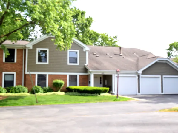 285 Mayfair Ln #2C, Schaumburg, IL 60193