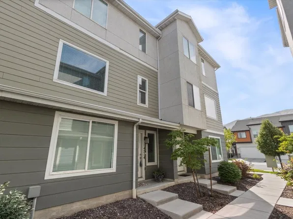 14714 S Rising Star Way, Bluffdale, UT 84065