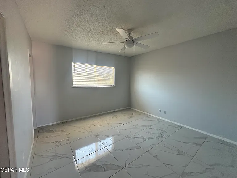 5104 Paris Ave — Photo 7