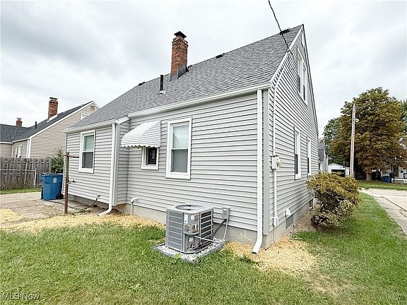 5th image of 2438 E 34th St
