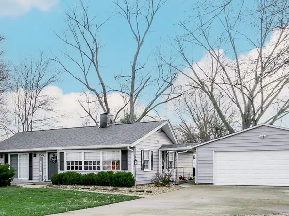 3345 McCullough Ln, Columbus, IN 47203