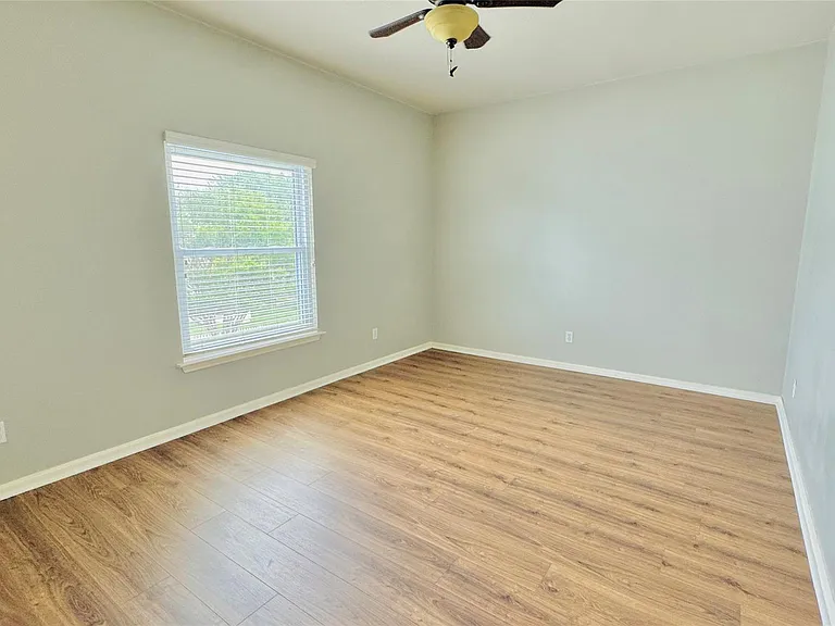 401 Witte — Photo 19
