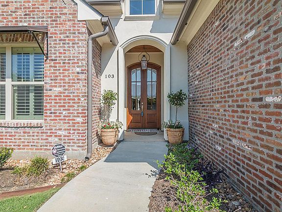 2nd image of 103 Petrus Dr