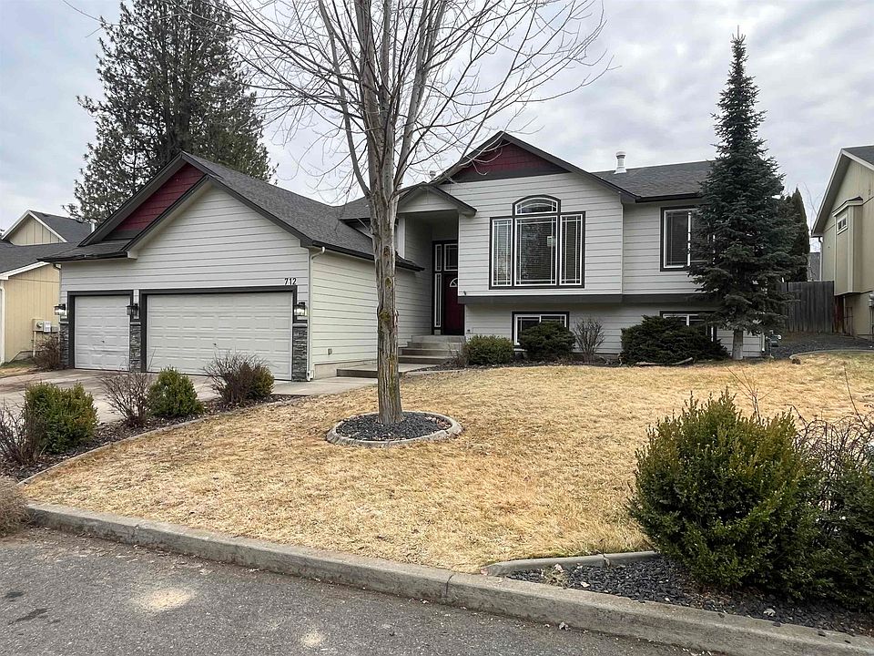 1st image of 712 E Bonnie Lynn Ln