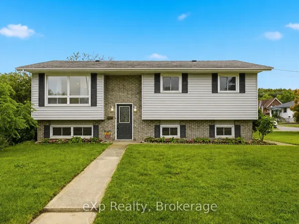 342 Front St, Quinte West, ON K8V 4P5