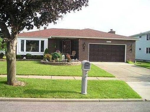 1st image of 39 Lou Dr