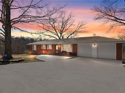 904 E Golf Hill Dr, Excelsior Springs, MO, 64024