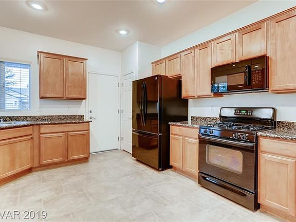 4th image of 2604 Desert Sparrow Ave