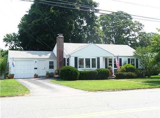 1st image of 256 Garden City Dr