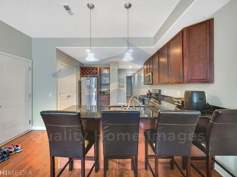 6446 S Dorchester Ave #3 — Photo 15