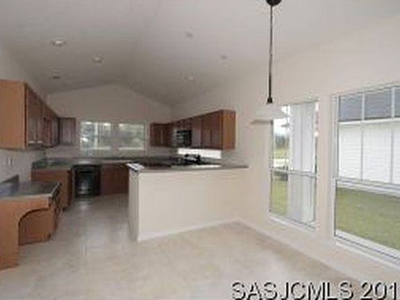 2nd image of 172 N Churchill Dr