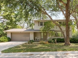 219 Wendy Heights Rd, Council Bluffs, IA 51503