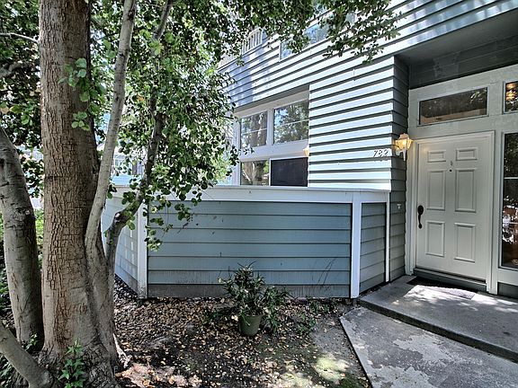 3rd image of 782 Halevy St