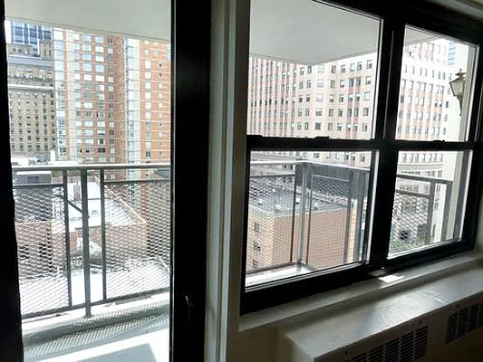Rented by Keller Williams NYC | media 22