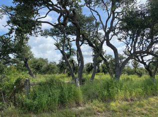 13 Bee Tree Cir, Rockport, TX 78382