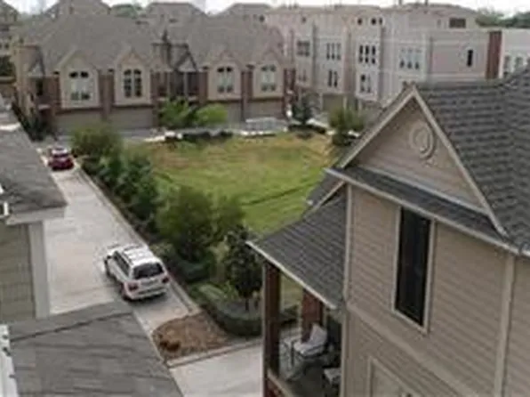 2334 Bastrop St, Houston, TX 77004