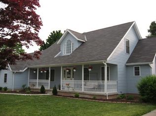 6422 Smith Rd, Brookpark, OH 44142