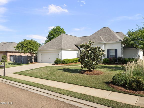 3rd image of 207 Stillhouse Creek Dr
