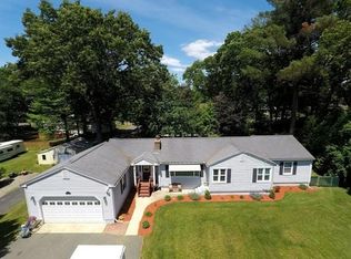 54 Silver Lake Dr, Agawam, MA 01001