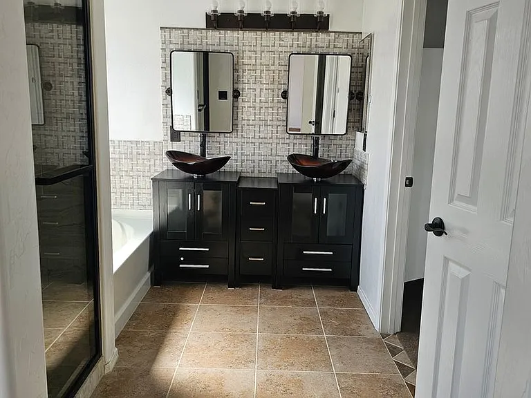 2311 Skyview Dr — Photo 6