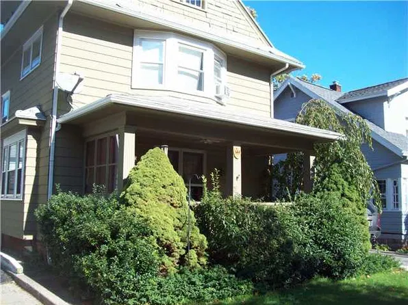 144 Winbourne Rd, Rochester, NY 14619