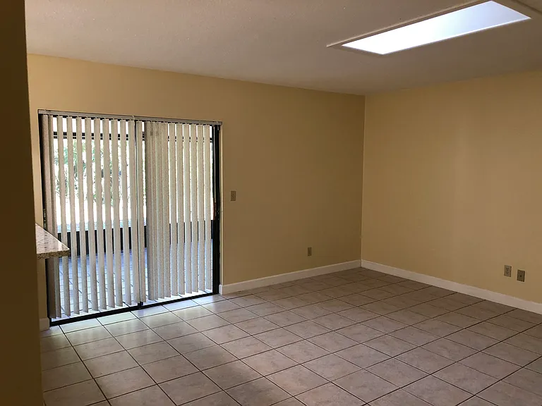 15730 Gardenside Ln — Photo 5