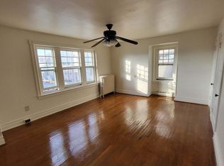 1304 Hamilton St FLOOR 3, Allentown, PA 18102