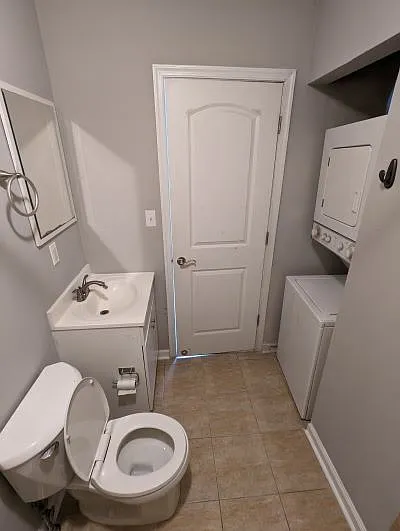 Full Bathroom; In-Unit Washer/Dryer