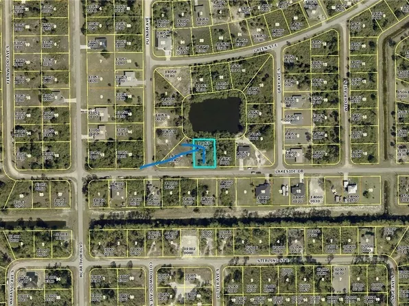 927 Lakeside Dr, Lehigh Acres, FL 33974