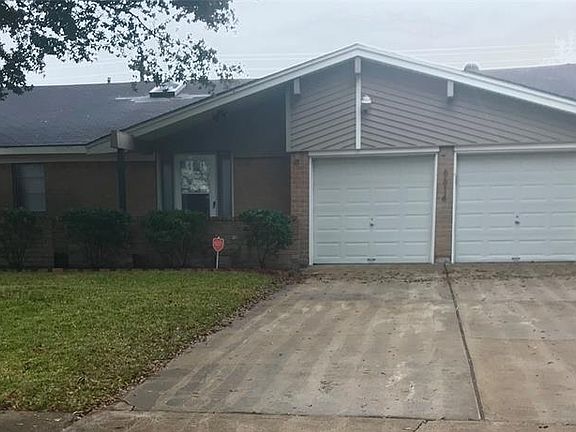 3rd image of 6614 Rowell Ct