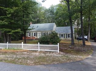 11 Gloria St, Gorham, ME 04038