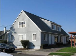 6117 Fresno Ave, Richmond, CA 94804