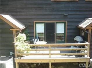 10 Acorn Holw, Shelton, CT 06484