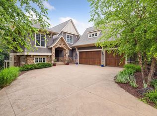 6356 Bellevue Ln, Eden Prairie, MN 55344