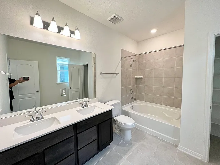 2834 Palamas Ln — Photo 20