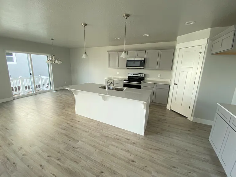 1758 W Stone Gate Dr — Photo 19