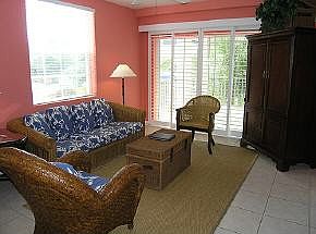 3rd image of 100 Palm St #200