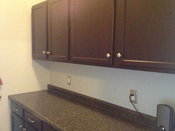 4th image of 2629 N Elsas Ave