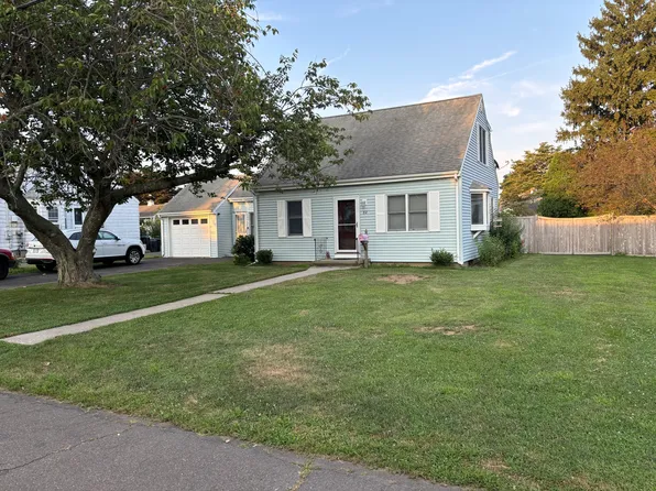 82 Laurel St, Stratford, CT 06615