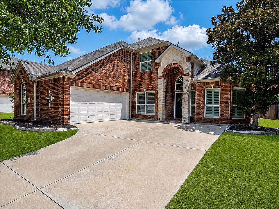 1st image of 821 Redbud Dr