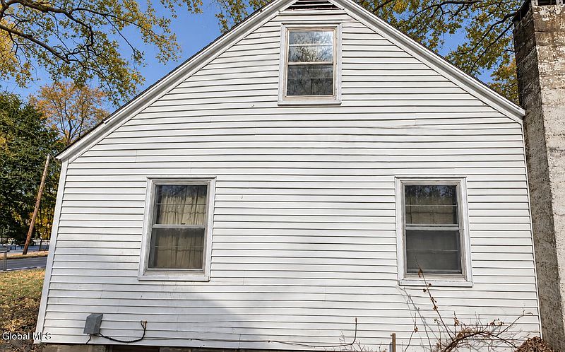 2nd image of 7110 Buckley Road