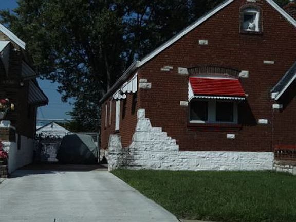 2nd image of 4738 Rosalie St