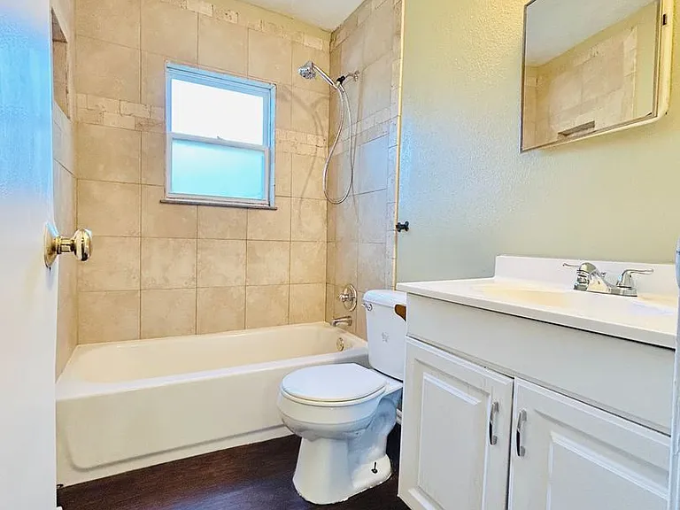 421 Showalter Dr — Photo 14