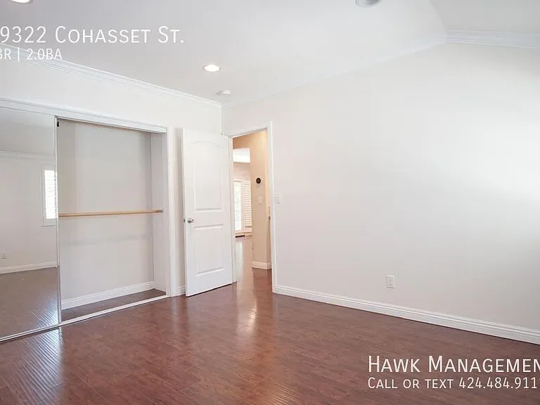 19322 Cohasset St — Photo 43