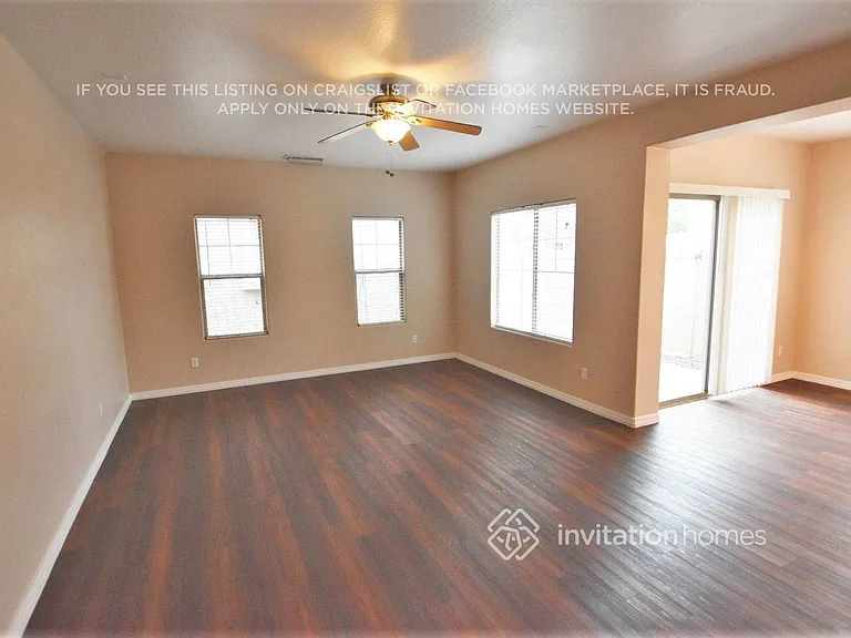 1922 W Faria Ln — Photo 3