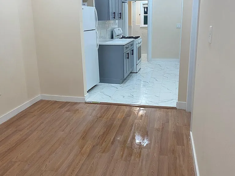 85 Clifton Ave — Photo 5